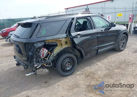 2022 Ford Explorer Xlt z USA, uszkodzony, nr VIN 1FMSK8DH4NGC33861